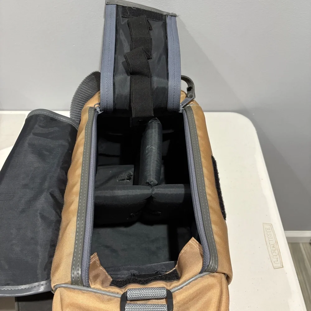 Vintage Albinar Camera Bag